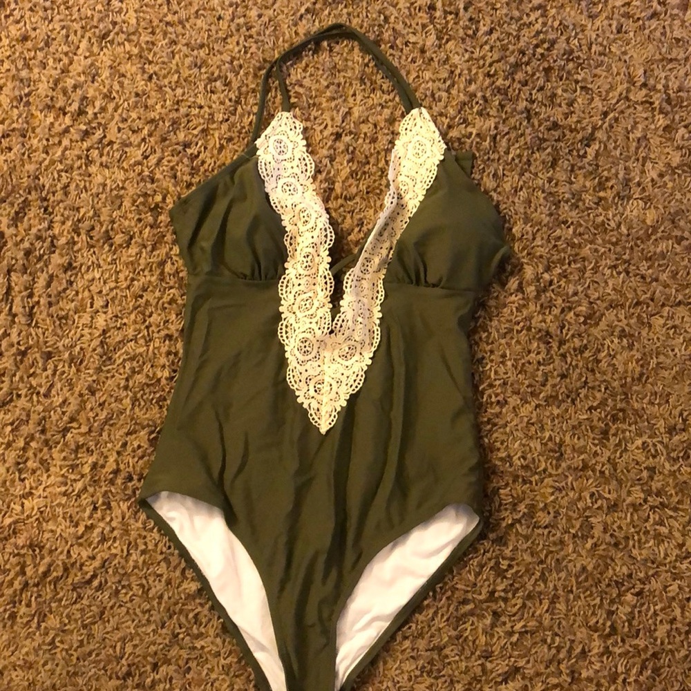Cupshe One Piece baiting suit